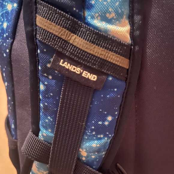 Lands’ End Backpack - Picture 4 of 8